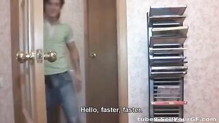 The young man shoots sex videos with his amateur girlfriend