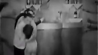 An ancient porn movie with a hot threesome scene from the 30s