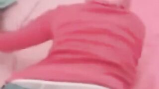 An Arab girl got naked on the bed and played with her pussy