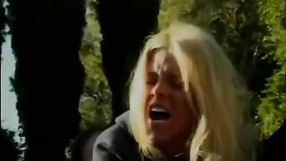 A girl with natural big tits seduces her stepbrother to fuck her
