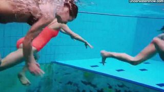 Nude girls at the pool captured by a hidden camera