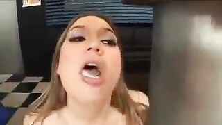 Cumshot with a man with big sperm buffer