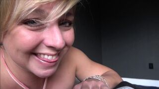 An experienced older woman shows you the way - Poreo