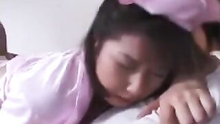 He washed the dick from the vagina and finished heavily on the bed