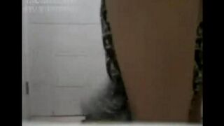 Cute Chinese women have sex while using a roller, it's really exciting