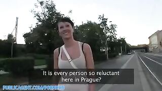 Girls agreed to have sex for money with a complete stranger