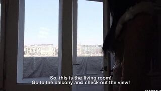 The tourist girl paid for housing in kind with her big tits
