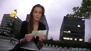 The beautiful woman was fucked right on the street by a cunning guy