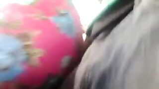 A man has long been rubbing his riser on women on the bus