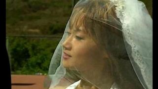 An Asian girl got fucked on the tennis court