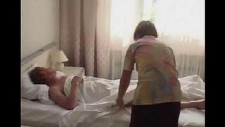 The girl was bored at home, so she fucked with her dad