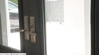 A thin guy managed to fuck a brunette in her juicy ass