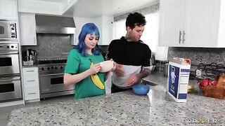 Sex in the morning is not at the table, but directly in the bedroom