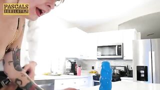 A pussy flying over bumps is a great show