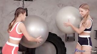 Sweet pussy licking with passionate lesbian beauties