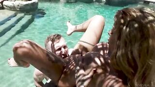 Relative has sex in the pool with a naked girl