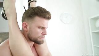 The hot MILF fucks in her ass and makes cum on her pussy