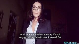 The teacher herself wants to have sex with a young man