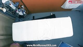 A 19-year-old girl receives a massage from her handsome masseur in 4K