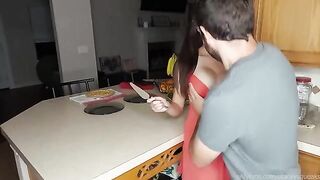 You have to see this before dinner with a goon