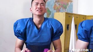 A nymphomaniac couldn't act otherwise in this steamy scene