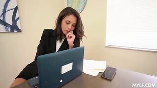 A good man told his secrets of success with girls