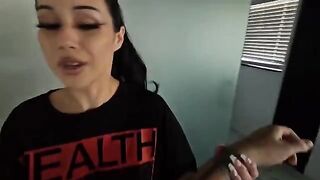 A goth girl felt the power of a cock