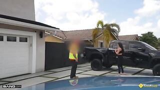 A hot chick is fucking in the garage with her boyfriend