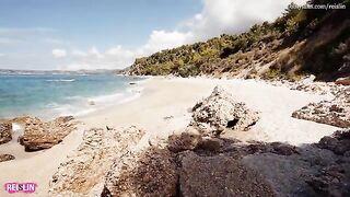 Sex on a nude beach is the vacation of Reislin