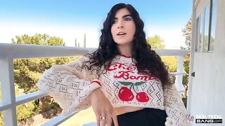 Watching her getting an orgasm is a great delight