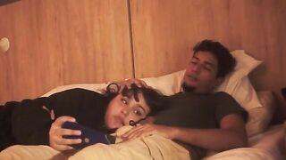 Girl gave a blowjob and received a creampie in bed
