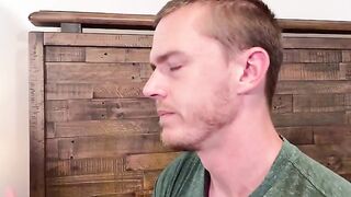 Lora Cross and Paris Love in an amazing ass-eating threesome