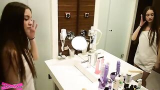 Esther Varela has shower sex and swallows cum - PONNO